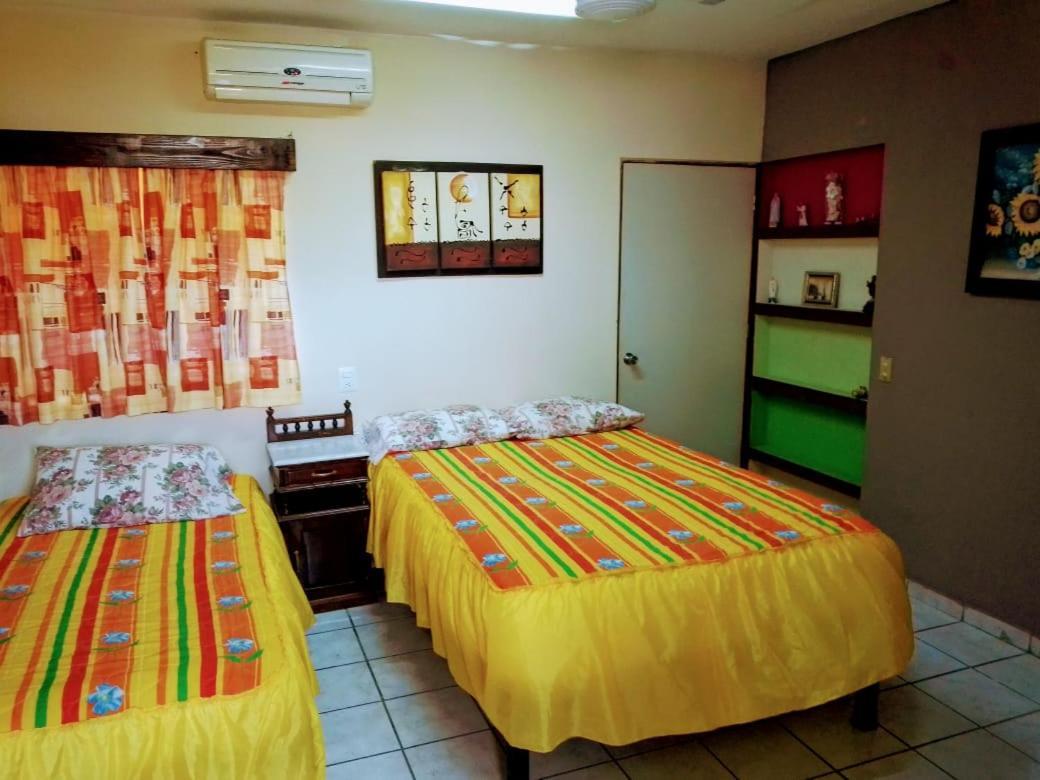 Apartamentos Osuna 马萨特兰 外观 照片
